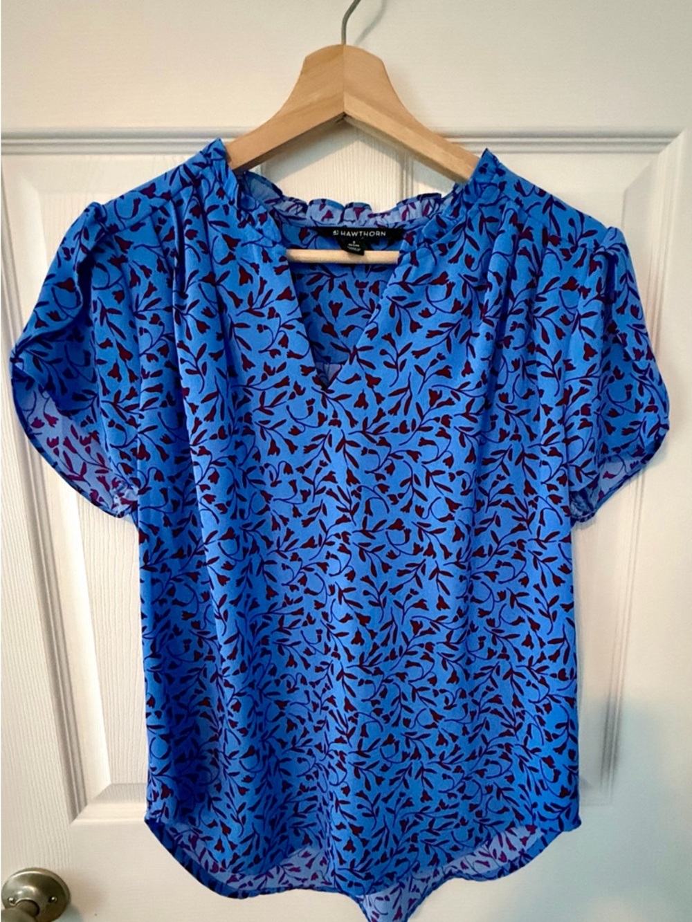 Blue Floral V-Neck Puff Sleeve Blouse